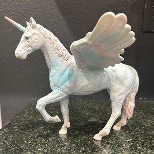 Large Majestic White Pink blue cotton candy Unicorn Pegasus horse toy